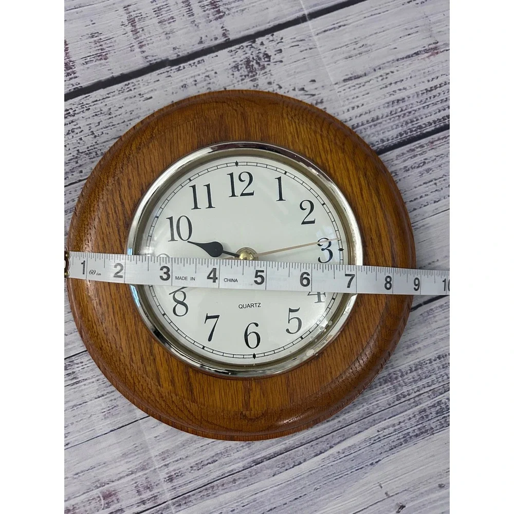 Traditional Round Oak Wood Wall Clock Quartz Analog 80's 9in